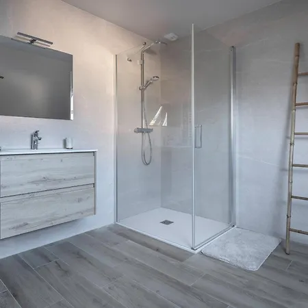 بيت للعطل Maison Moderne Avec Jardin Pour 8 - *