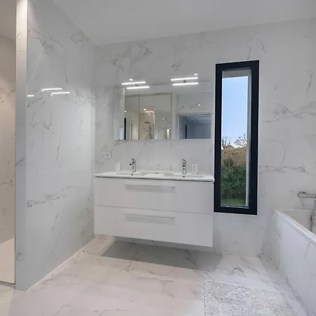 بيت للعطل Maison Moderne Avec Jardin Pour 8 - La Baule